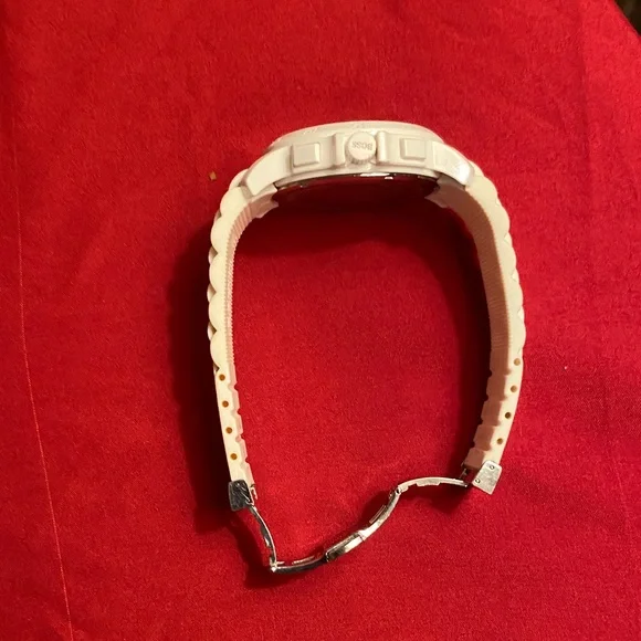 Hugo Boss White -Out Watch collection was just fixed new battery and - Picture 4 of 9
